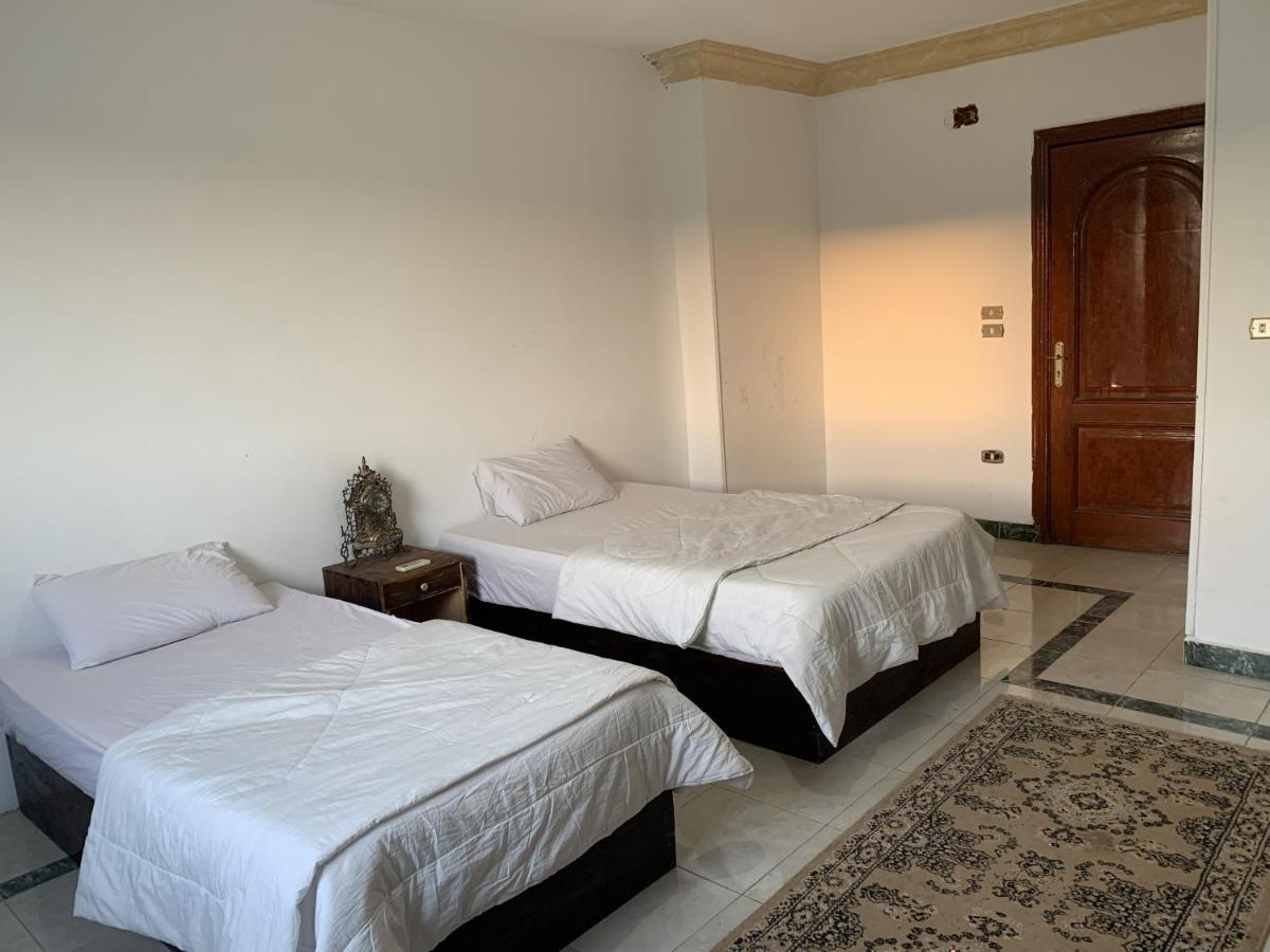 King Khufu Pyramids View Hotel Kafret el-Gabal Exterior photo