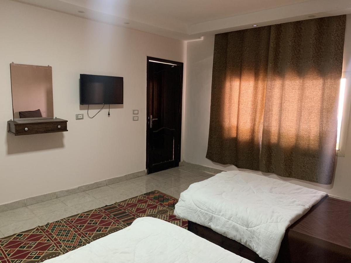 King Khufu Pyramids View Hotel Kafret el-Gabal Exterior photo