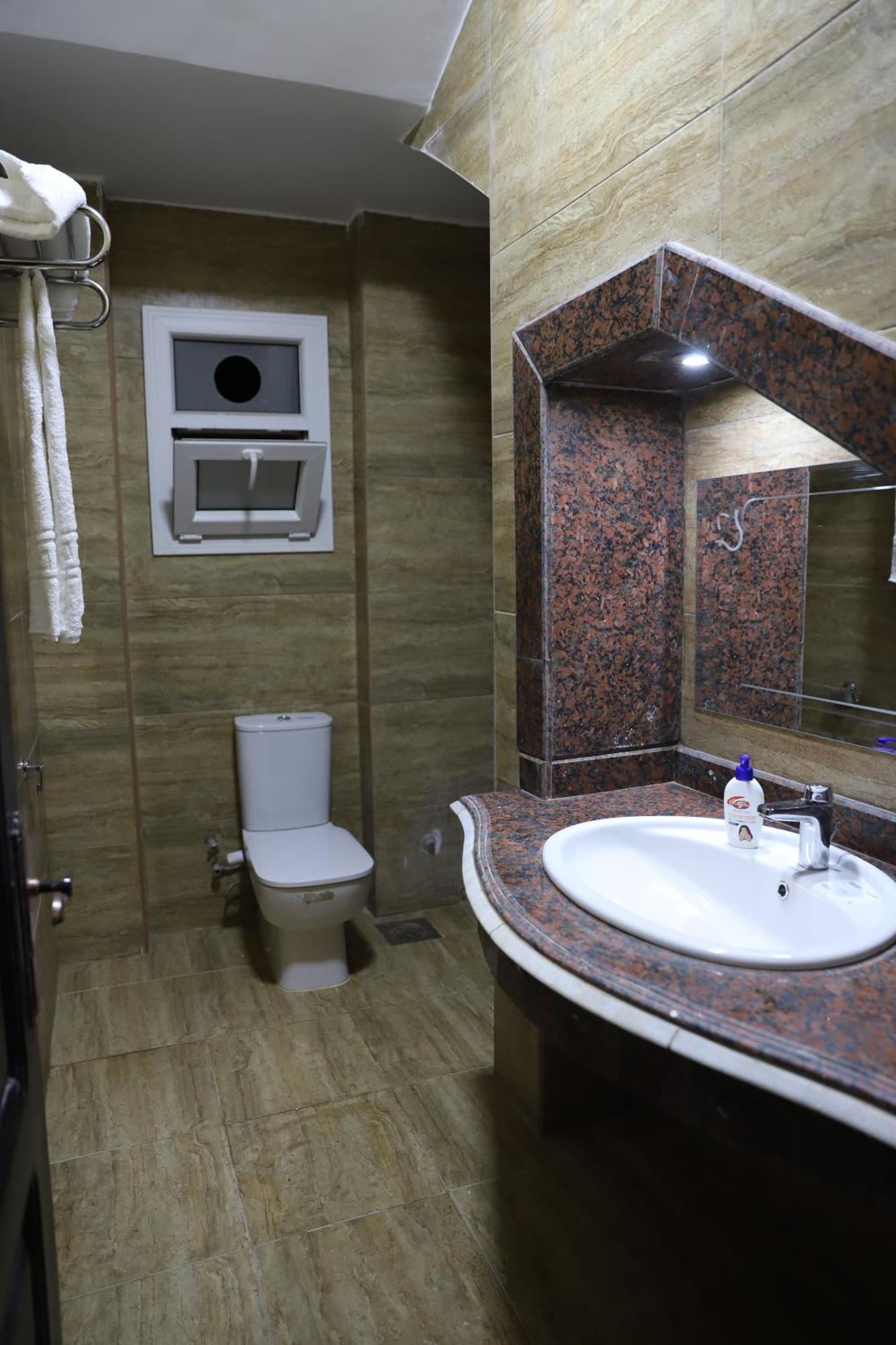 King Khufu Pyramids View Hotel Kafret el-Gabal Exterior photo