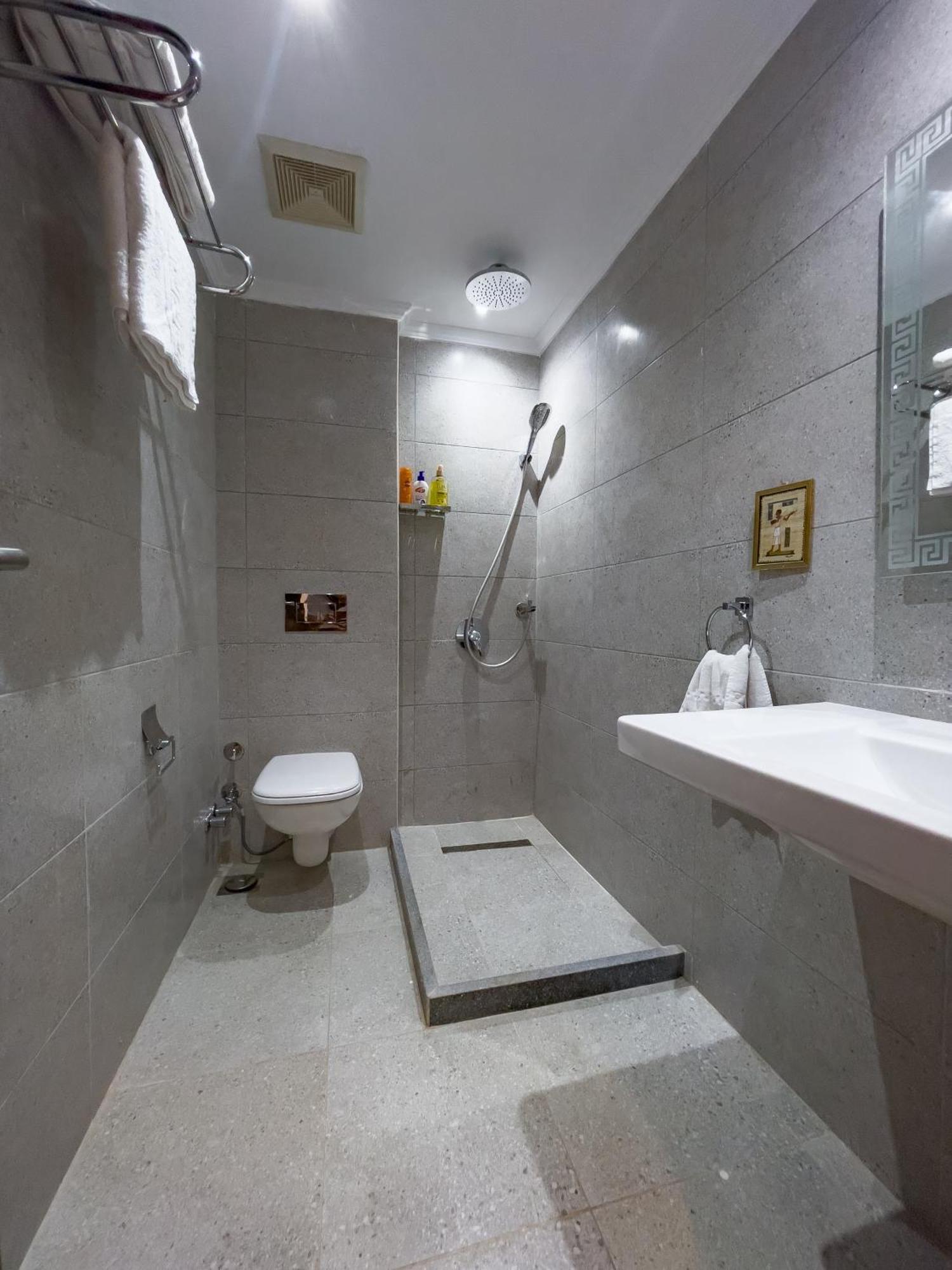 King Khufu Pyramids View Hotel Kafret el-Gabal Room photo